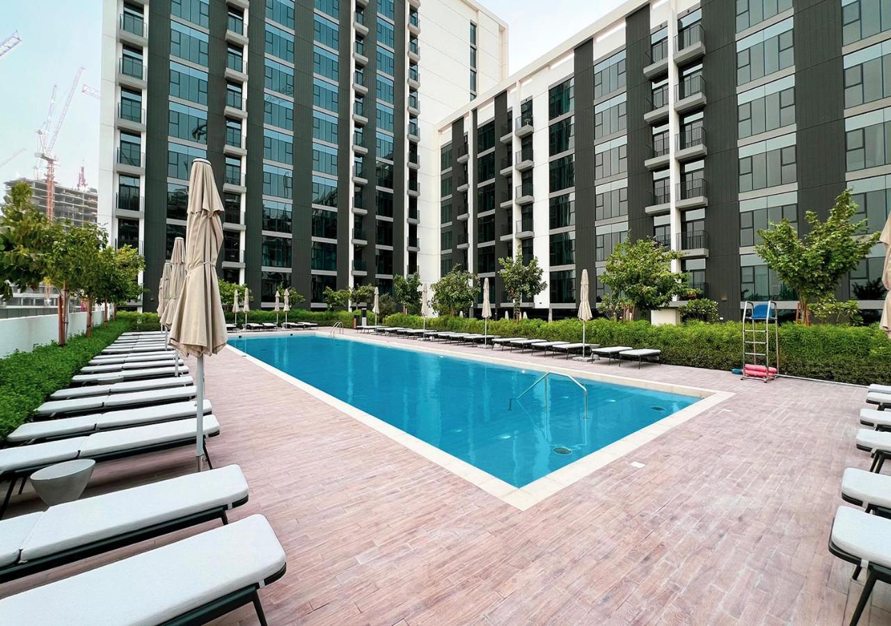 First Class Apartments In Dubai Hills - Next To Dubai Hills Mall - Socio, Collective And Golfville Towers Exterior photo