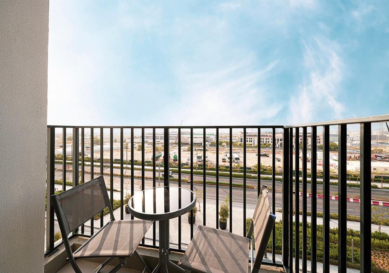 First Class Apartments In Dubai Hills - Next To Dubai Hills Mall - Socio, Collective And Golfville Towers Exterior photo